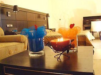 Naxos Imperial Hotel Naxos Island ภายนอก รูปภาพ