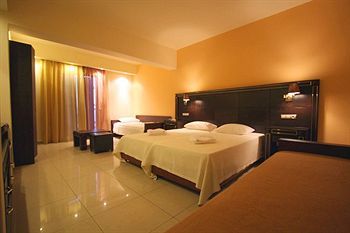 Naxos Imperial Hotel Naxos Island ภายนอก รูปภาพ